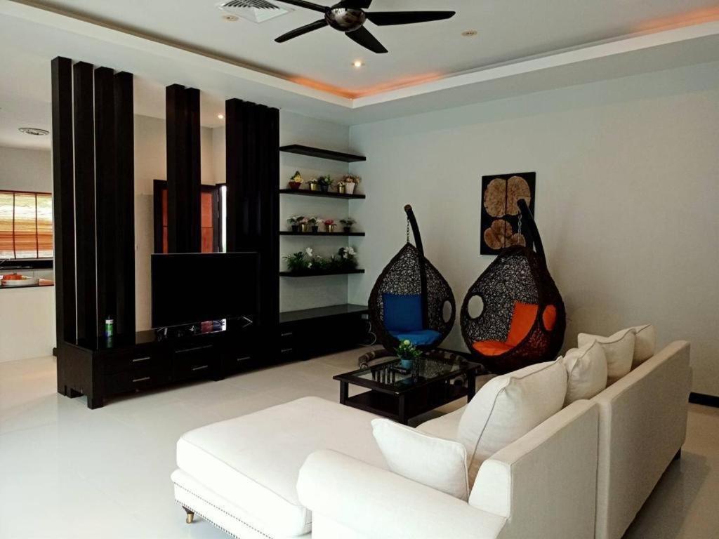 Lagoon Pool Villa Phuket