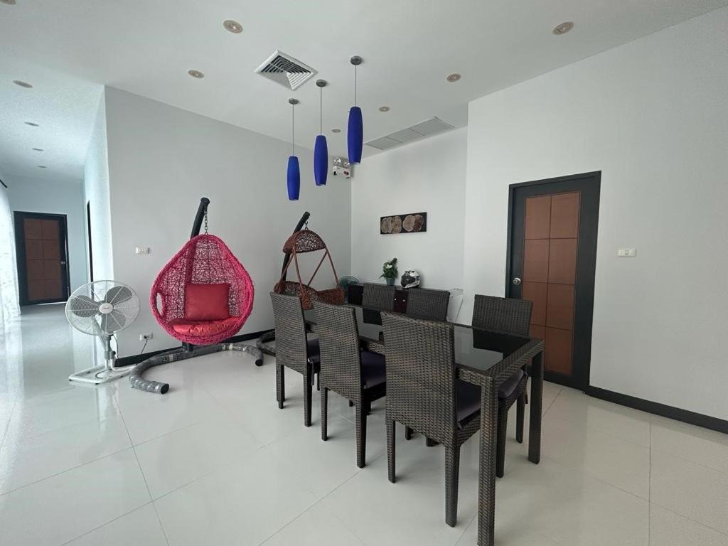 Lagoon Pool Villa Phuket