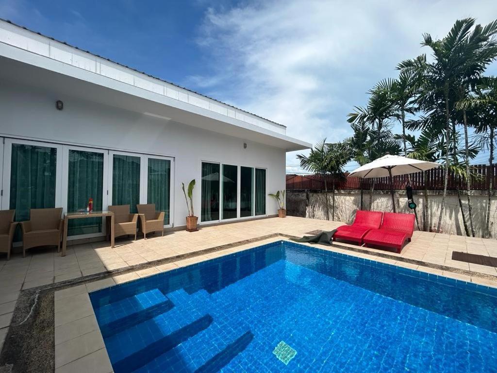Lagoon Pool Villa Phuket